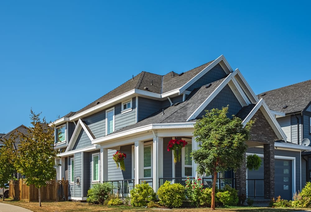 maison secondaire contemporaine, extérieur, à Vancouver, Canada. grande maison moderne avec